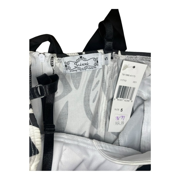 Trixxi Black and White Sundress with Spaghetti Straps and V-Neck - Picture 3 of 8